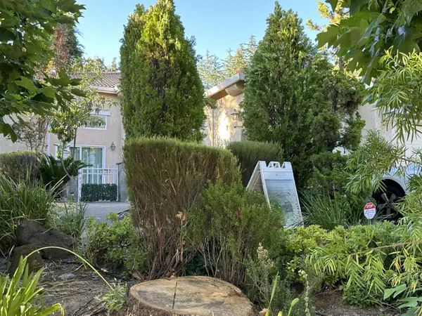 484 Caldarella Circle, Roseville, CA 95678