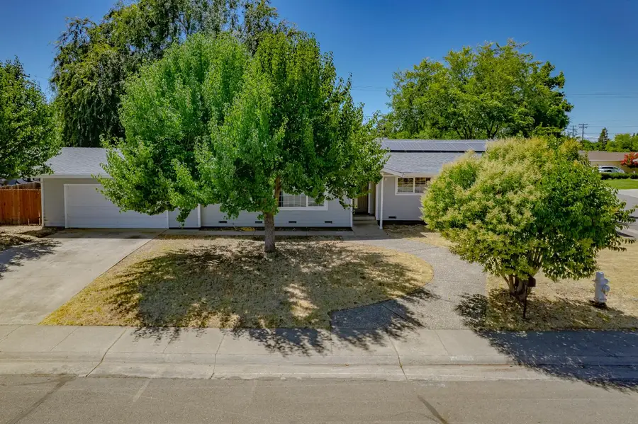 9430 Mazatlan Way, Elk Grove, CA 95624 - #2