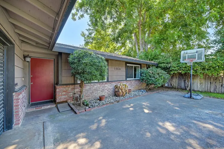 1026 W El Camino Avenue, Sacramento, CA 95833 - #3
