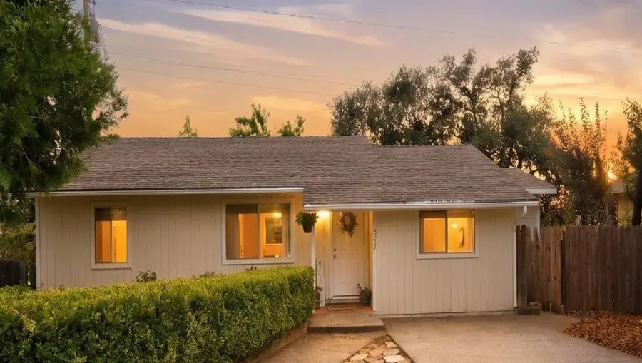 515 Hilltop Drive, Auburn, CA 95603 - #2