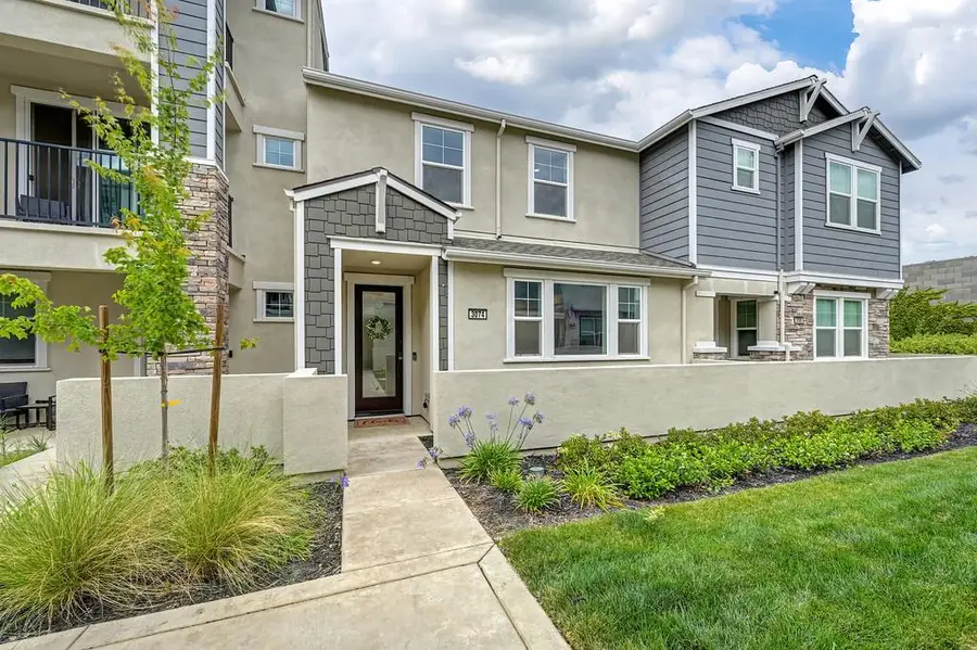 3074 River Trout Walk, Sacramento, CA 95833 - #2