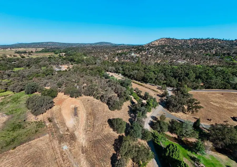 6800 Potts Trail, Browns Valley, CA 95918 - #2