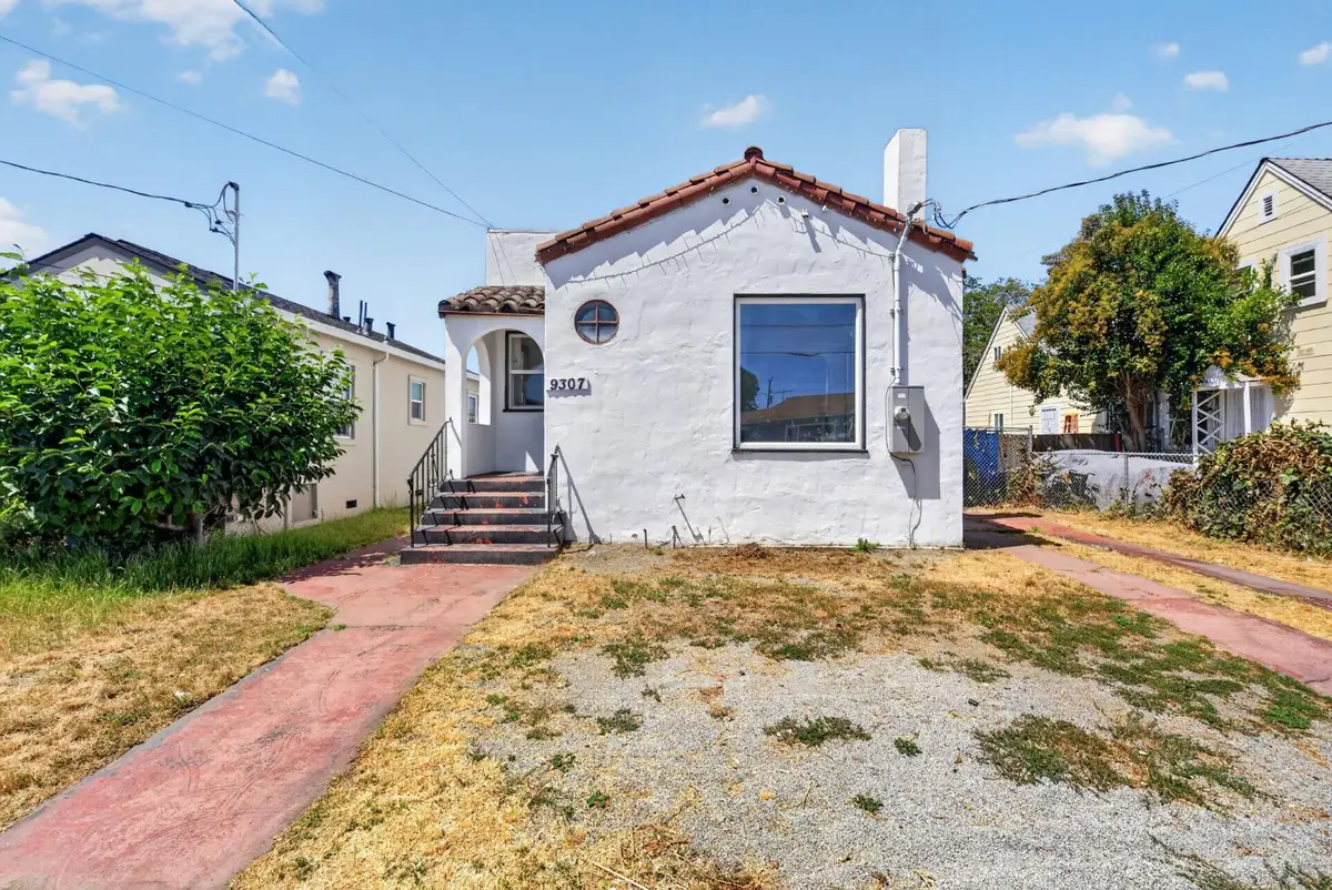 9307 C Street, Oakland, CA 94603 - #1