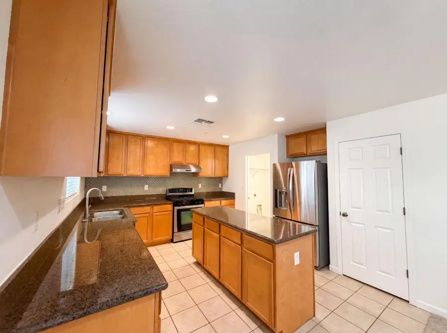 1966 Cook Court, Woodland, CA 95776 - #2