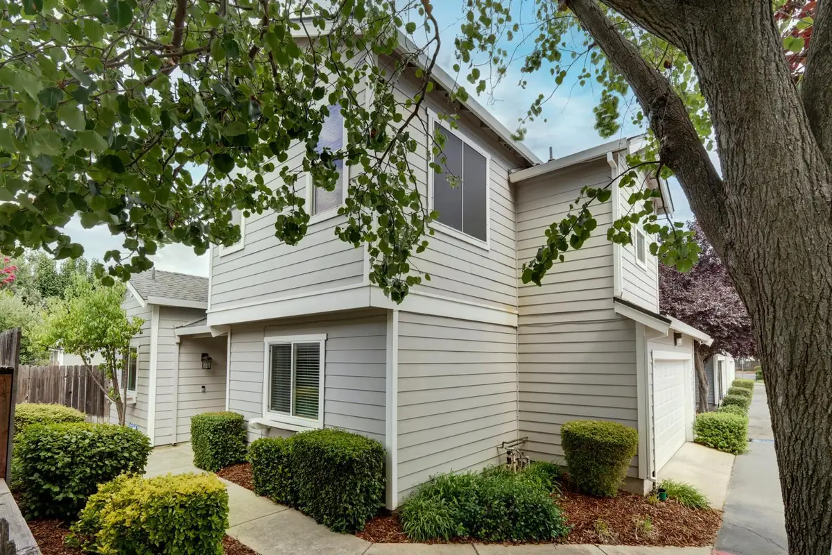 6455 Laguna Mirage Lane, Elk Grove, CA 95758 - #1
