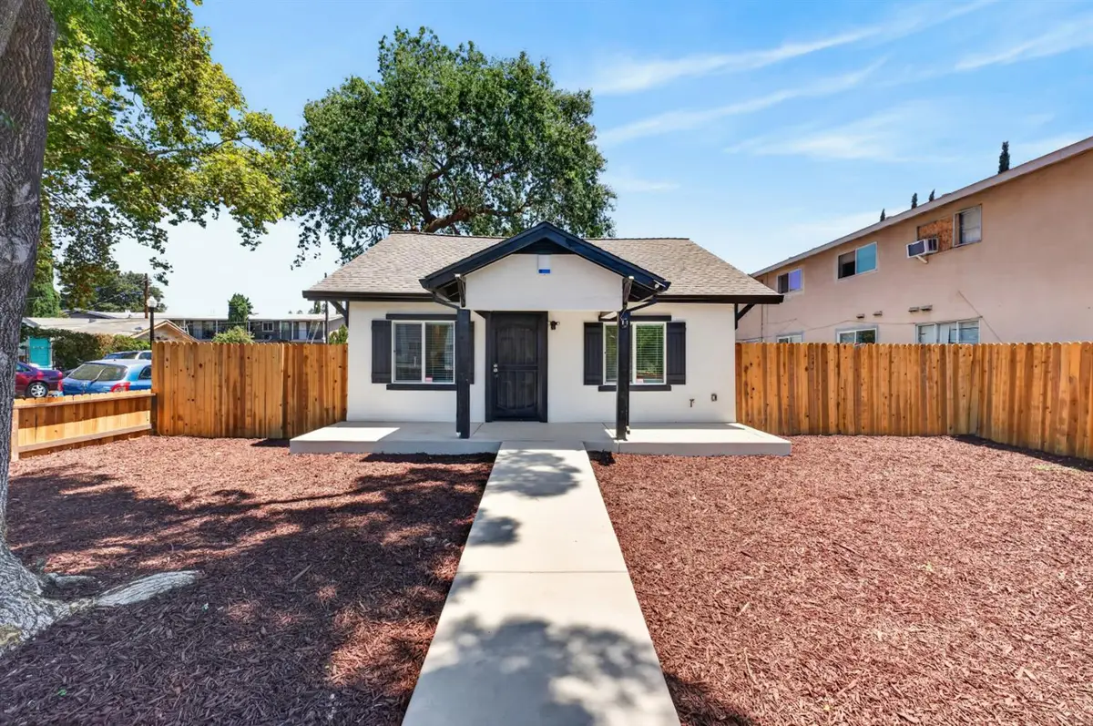2296 Grove Avenue, Sacramento, CA 95815 - #1