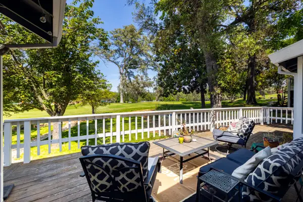 18704 Lake Forest Drive, Penn Valley, CA 95946