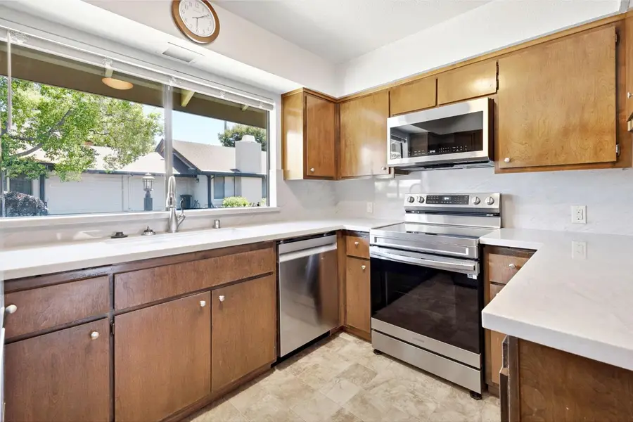 5560 Sequoia Circle, Citrus Heights, CA 95610 - #2
