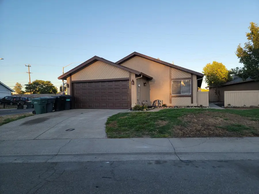 7721 Temwoods Way, Sacramento, CA 95828 - #2