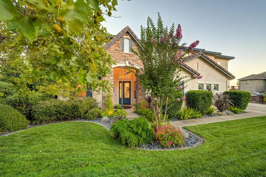 3881 Black Oak Dr, Rocklin, CA 95765 - #3