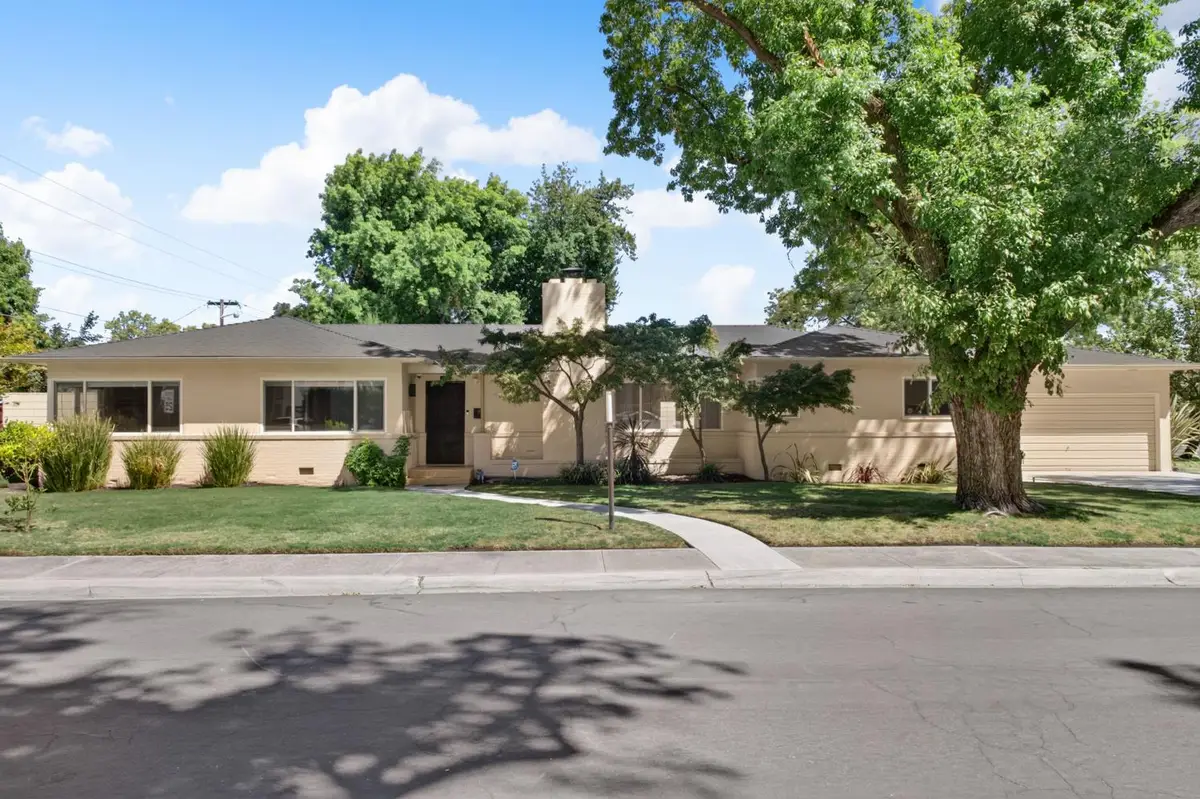 902 Mills Avenue, Modesto, CA 95350 - #1