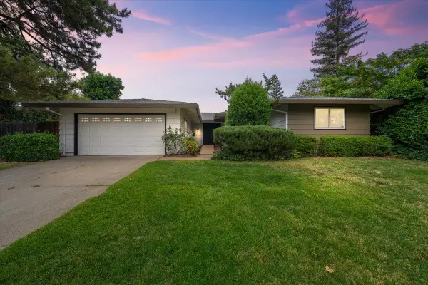 2270 W La Loma Drive, Rancho Cordova, CA 95670
