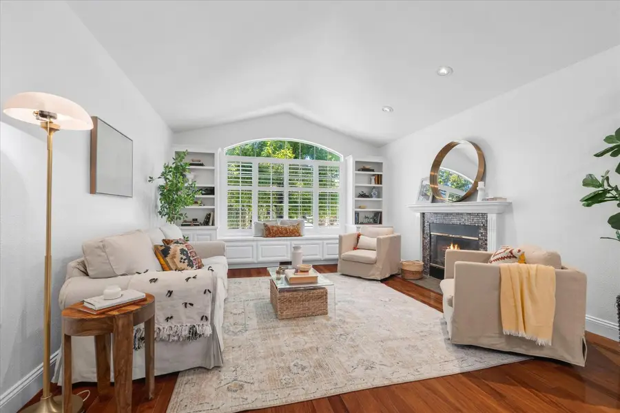 878 56th Street, Sacramento, CA 95819 - #2