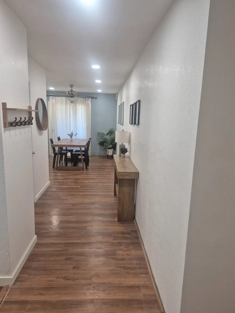 7650 Country Park Drive, Sacramento, CA 95828 - #2