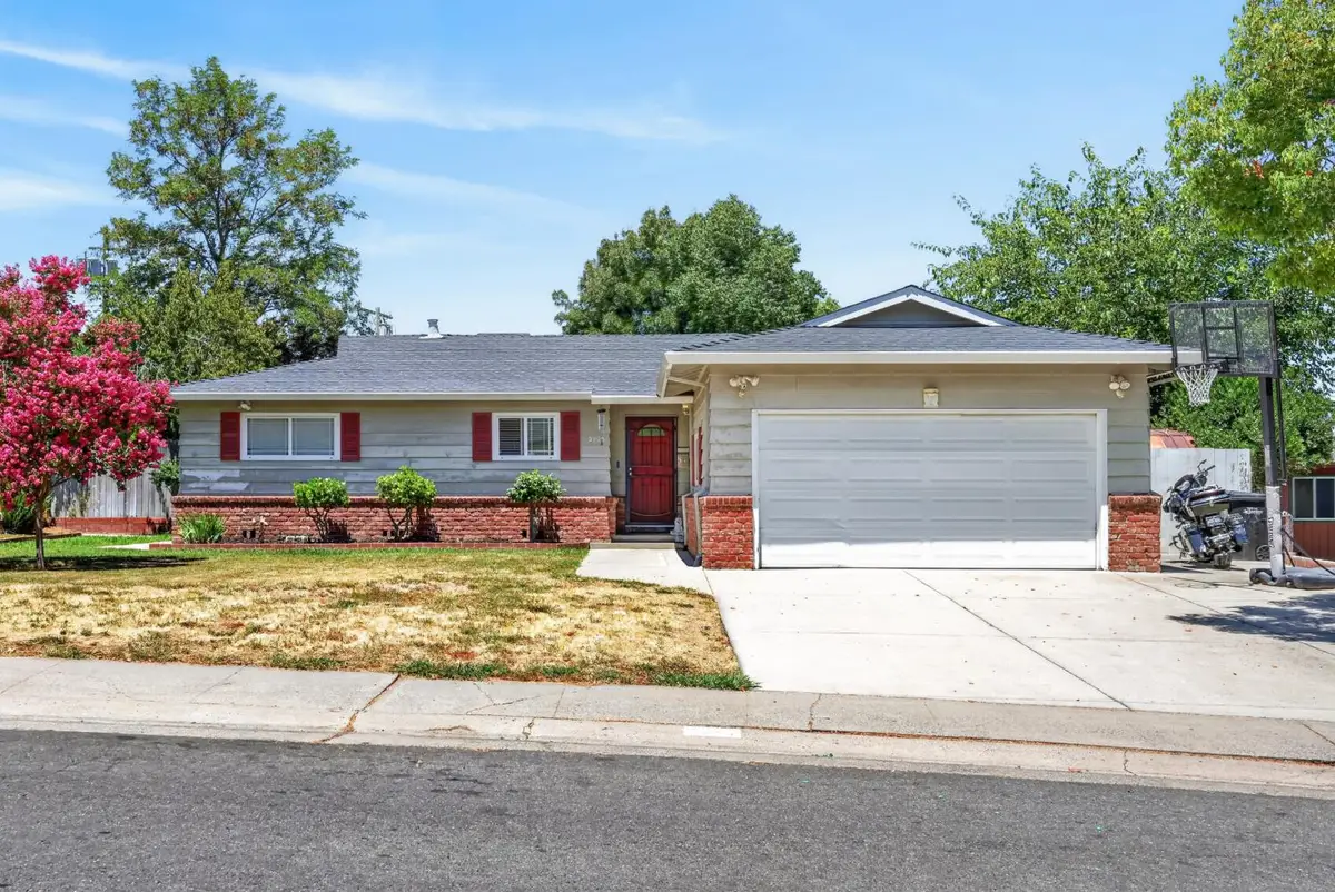5225 Columbine Way, Carmichael, CA 95608 - #1