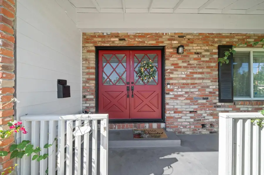 6031 Rampart Dr., Carmichael, CA 95608 - #3