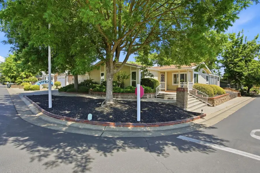 6850 Hidden Brook Lane, Citrus Heights, CA 95621 - #2