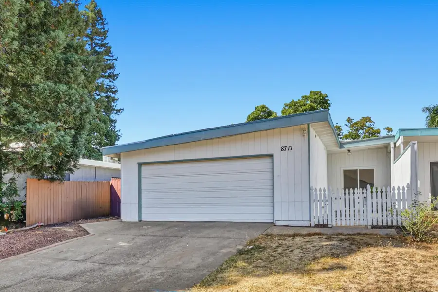 8717 Lorna Court, Elk Grove, CA 95624 - #2