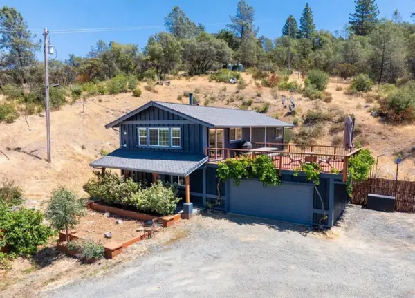 12233 Hilltop Drive, Grass Valley, CA 95949