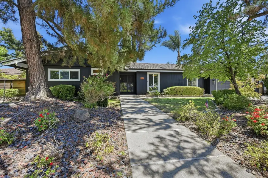 614 Rivercrest Drive, Sacramento, CA 95831 - #2