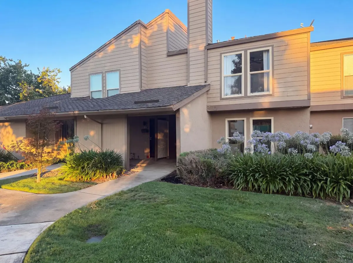 208 Touchstone Place, West Sacramento, CA 95691 - #1