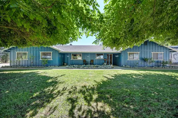 25252 N Jack Tone Road, Acampo, CA 95220