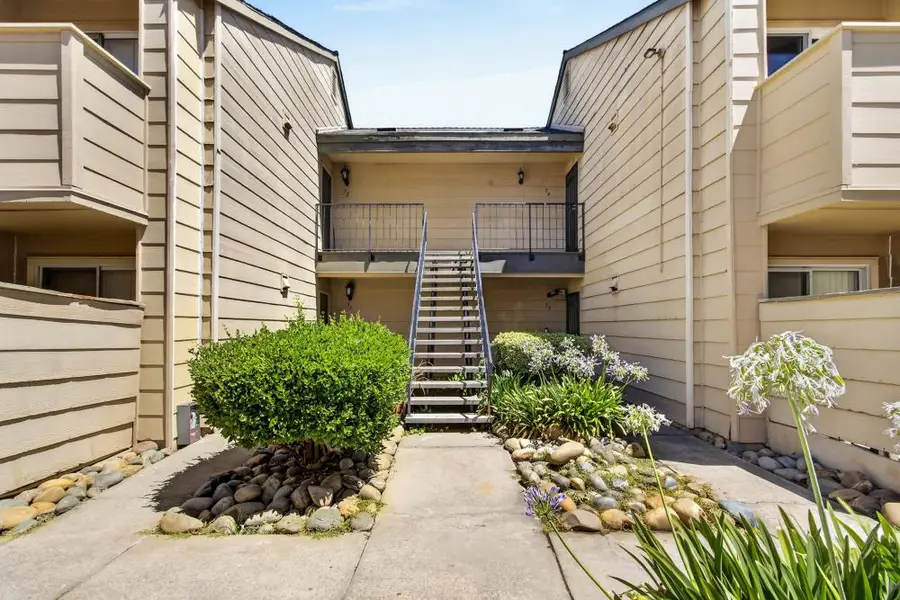 8232 Center Pkwy #54, Sacramento, CA 95823 - #2