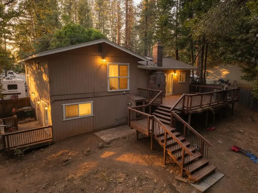 5701 Columbine Way, Pollock Pines, CA 95726 - #2