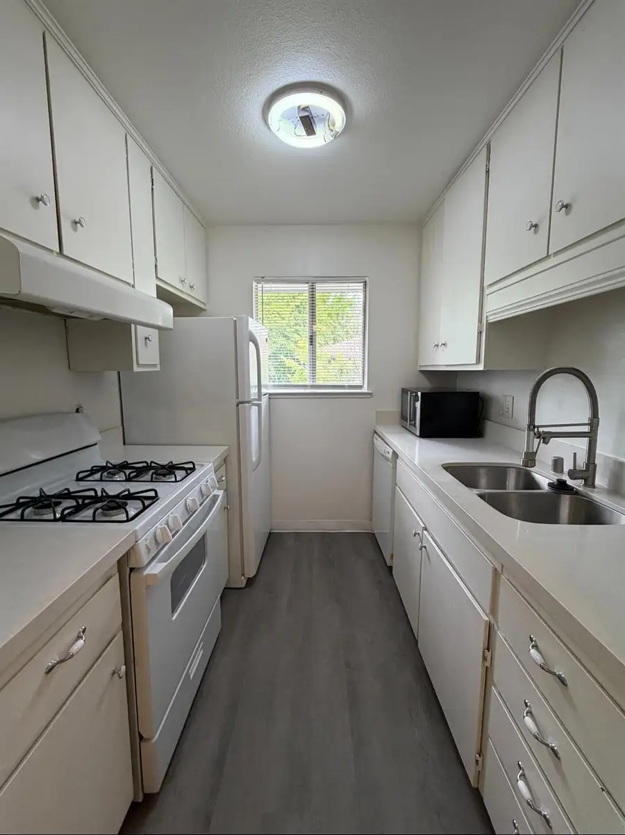 4711 Hayford Way #4, Sacramento, CA 95842 - #2