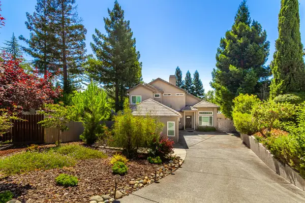 1055 Fox Run Court, Auburn, CA 95603