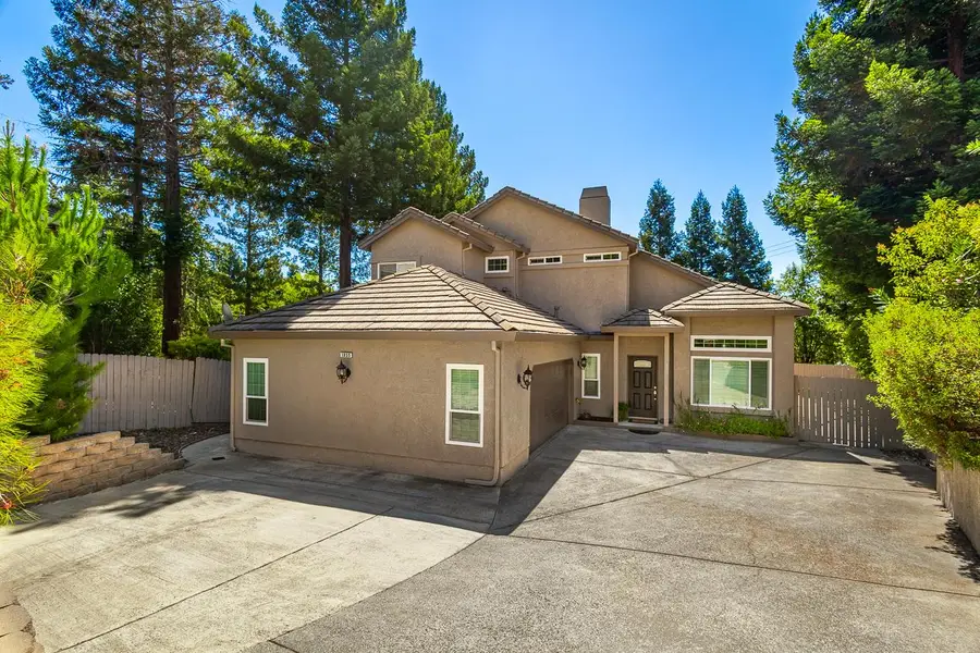 1055 Fox Run Court, Auburn, CA 95603 - #2