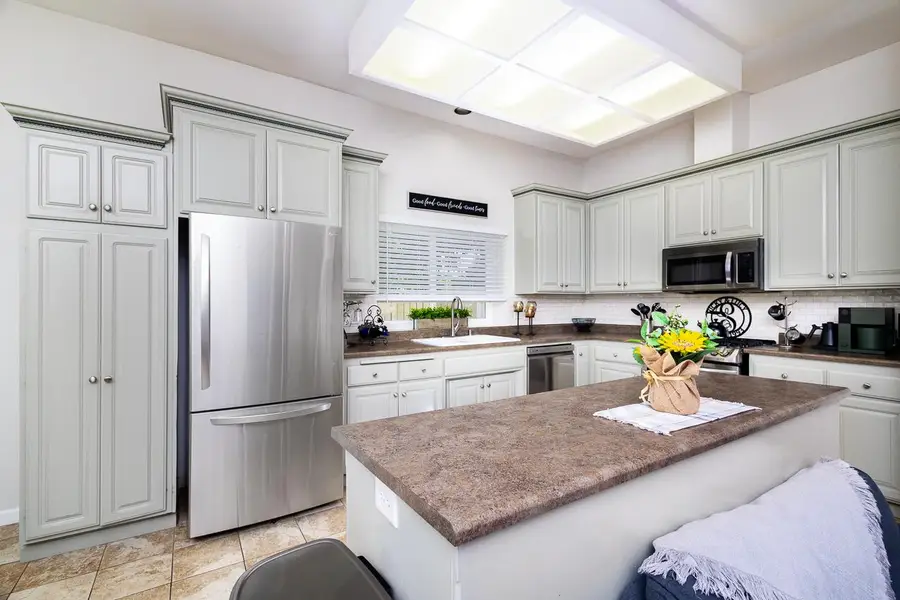 1055 Fox Run Court, Auburn, CA 95603 - #3