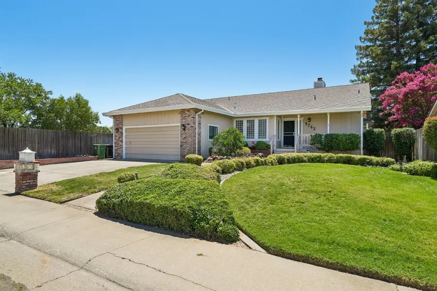 9762 Parktree Way, Elk Grove, CA 95624 - #2