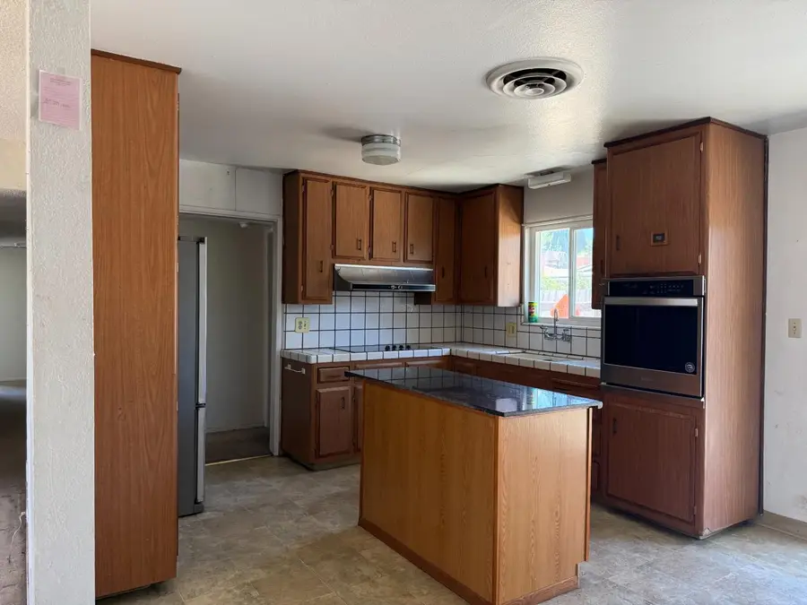 309 Portola Way, Tracy, CA 95376 - #2