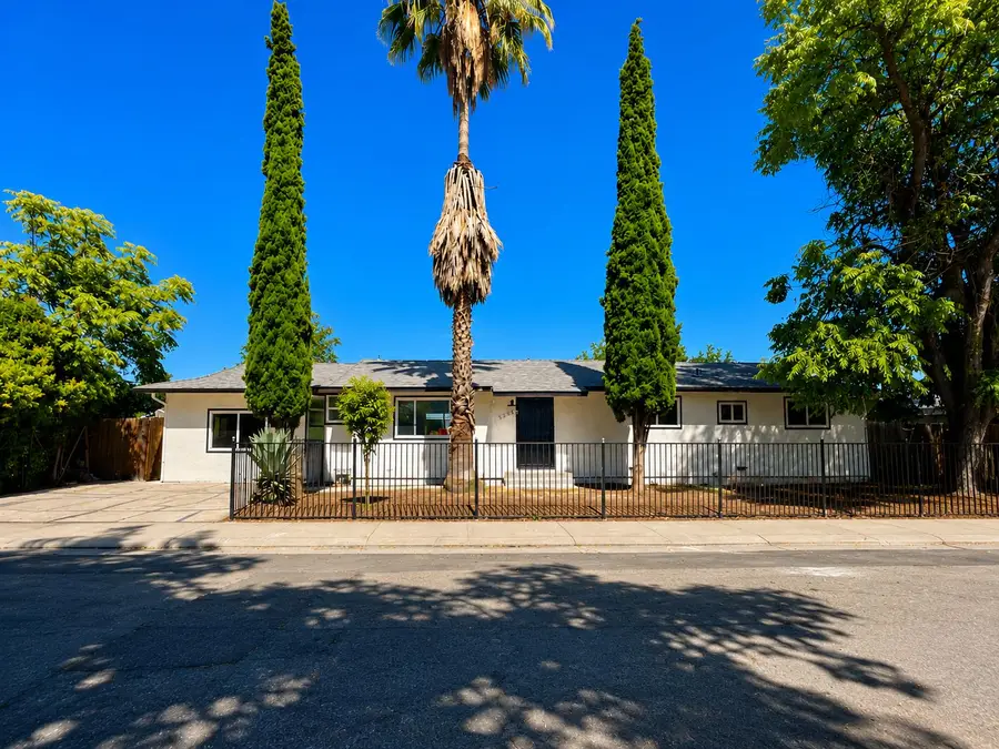2334 S Sacramento Street, Stockton, CA 95206 - #2