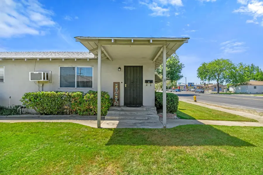 2206 Tully Road, Modesto, CA 95350 - #2