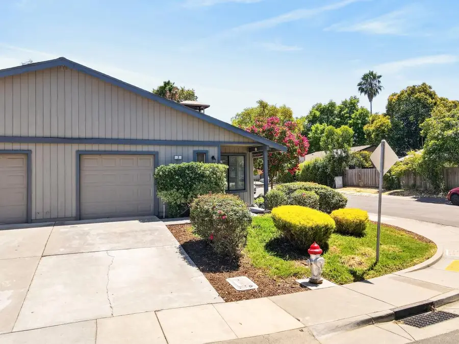 2 Topam Court, Sacramento, CA 95833 - #2