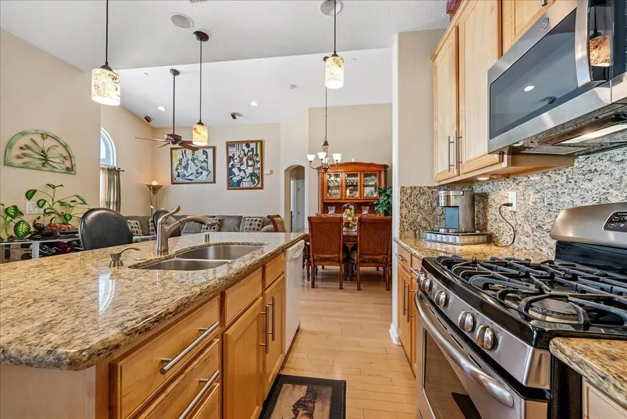2090 Sierra View Circle #1, Lincoln, CA 95648 - #2
