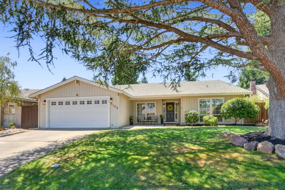 5109 Vista Del Oro Way, Fair Oaks, CA 95628 - #1