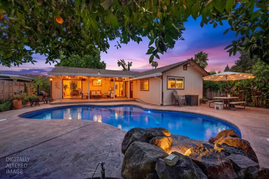 6218 Coyle Avenue, Carmichael, CA 95608 - #2