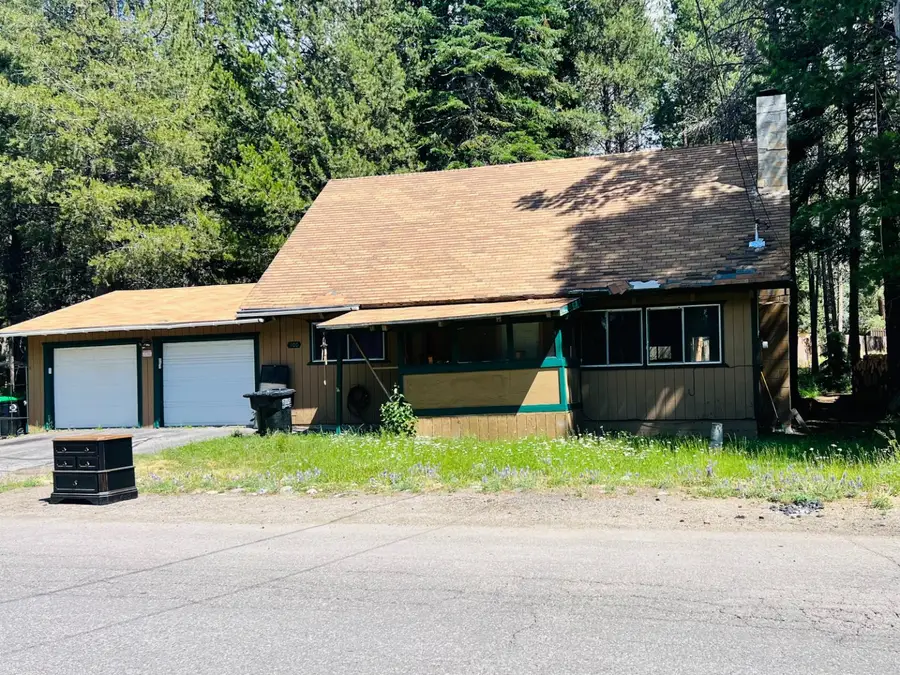 1100 E San Bernardino Avenue, South Lake Tahoe, CA 96150 - #2