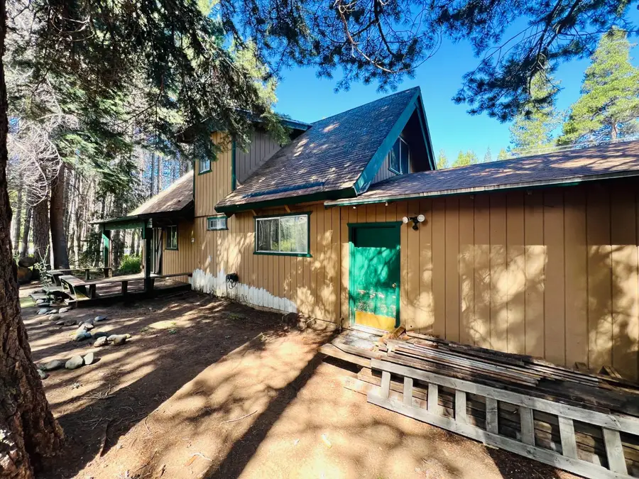 1100 E San Bernardino Avenue, South Lake Tahoe, CA 96150 - #3