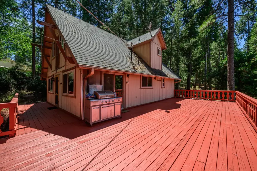 4992 Steelhead Lane, Pollock Pines, CA 95726 - #3