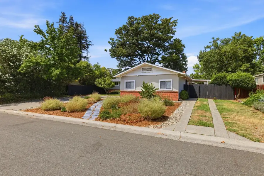4325 Baywood Way, Sacramento, CA 95864 - #2