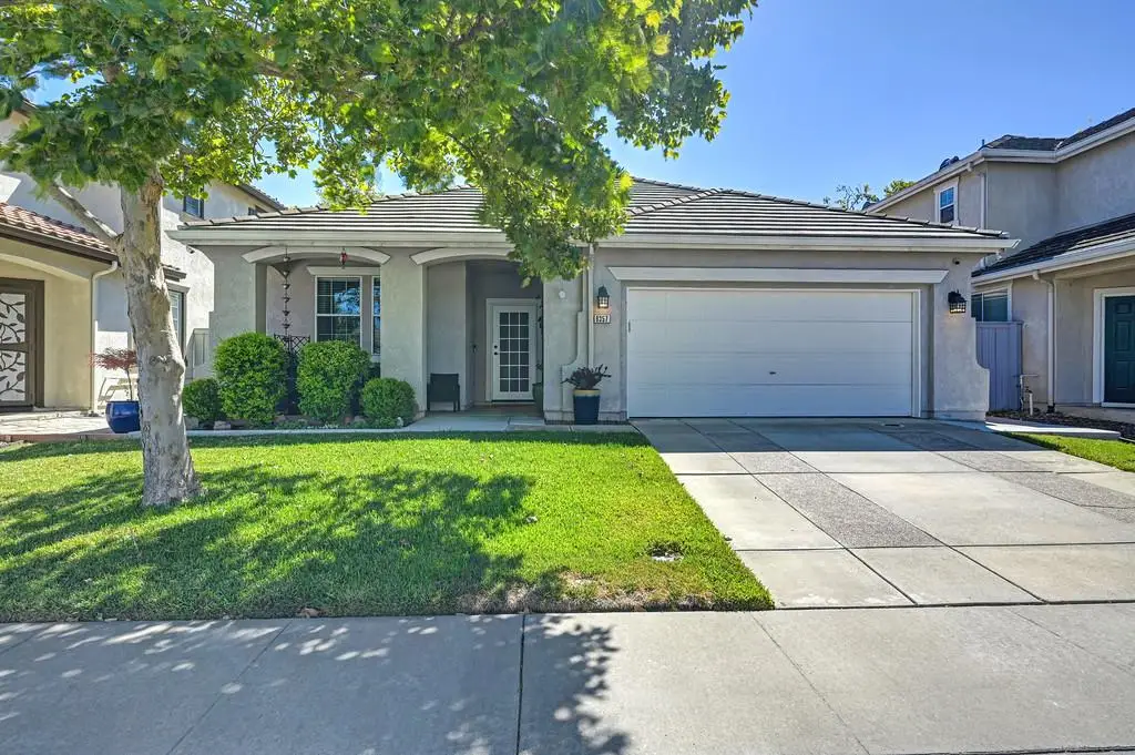 9357 La Tonis Way, Elk Grove, CA 95758 - #1