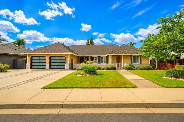 2233 Cheyenne Way, Modesto, CA 95356