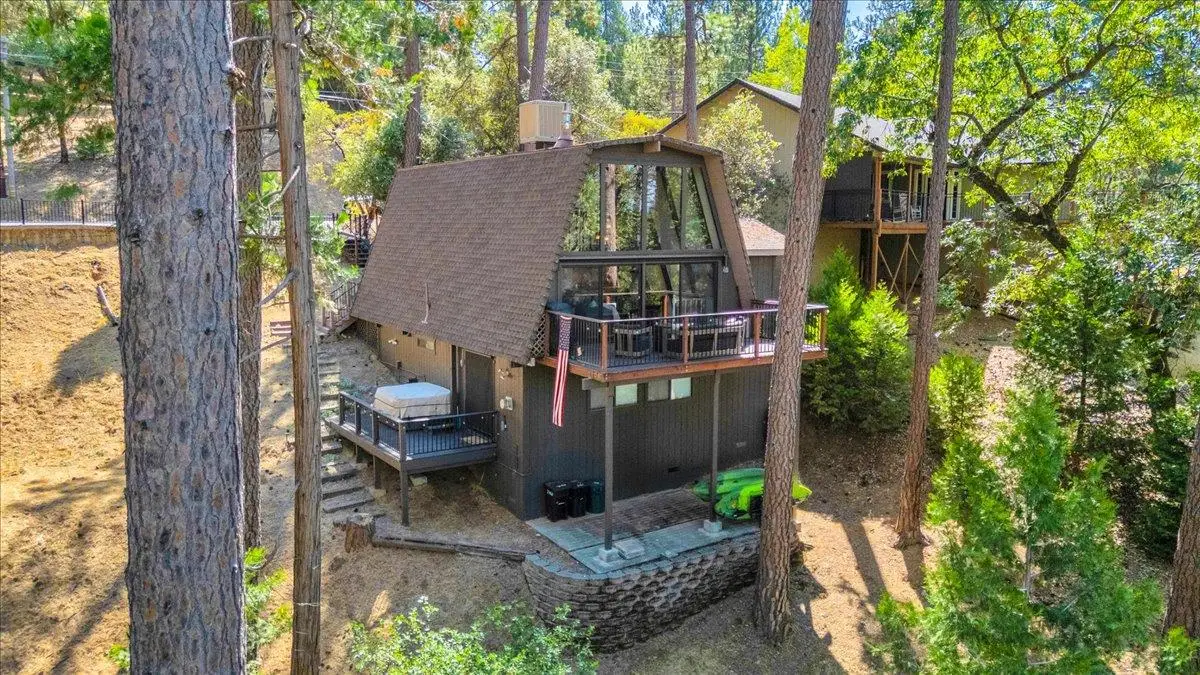 12855 Mueller Dr., Groveland, CA 95321 - #1