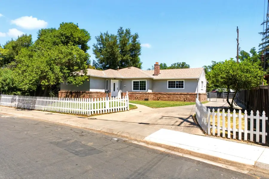 4015 55th Street, Sacramento, CA 95820 - #2