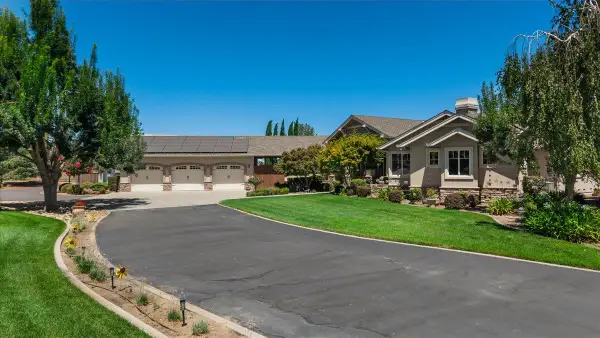 21992 Mcbride Road, Escalon, CA 95320
