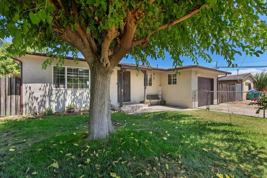 4027 Guernsey Avenue, Stockton, CA 95215 - #2